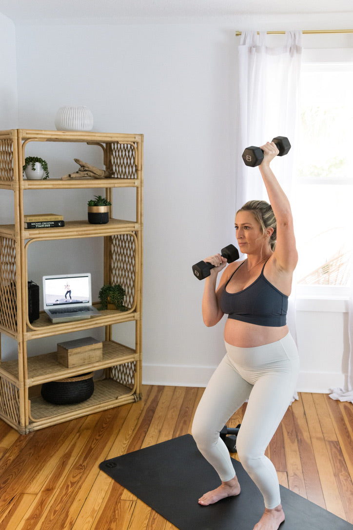 Your Guide to Safe Prenatal Strength Training (+ 5 Pregnancy Safe Workouts Try)